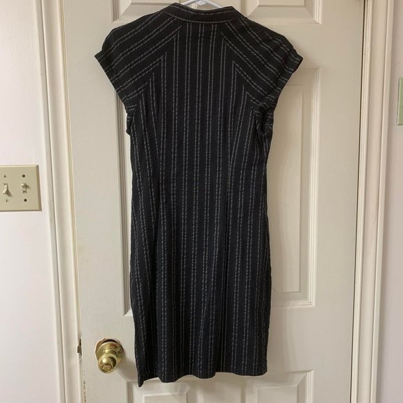 🌷3 for$25🌷Guess Jeans, US 9 (Fits Small), Black & Silver Stripe Shirt Dress - Picture 4 of 9